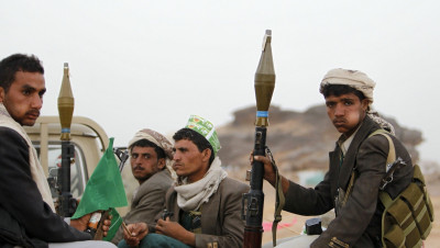 ميليشيا الحوثي تكثف هجماتها على السعودية