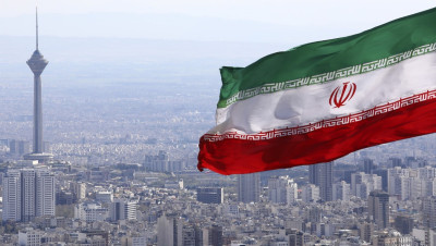 إيران تبث اعترفات فرنسيين بدعوى أنهم "جواسيس"