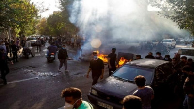 تقرير حقوقي: 58 متظاهرا في إيران معرضون لخطر الإعدام