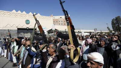 صيد شحنات السلاح.. الغرب يخوض مواجهة بحرية للضغط على إيران