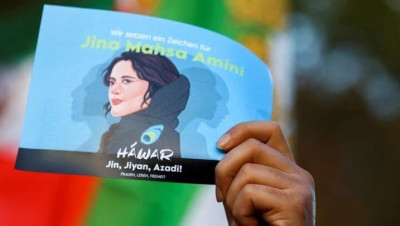 إيران تعدم ثلاثة أشخاص على خلفية احتجاجات "مهسا أميني"