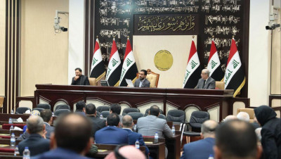 العراق.. البرلمان يوافق على استقالة عبد المهدي ويرسل لجنة لـ"النجف وذي قار"