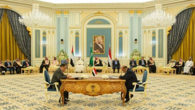إيران تهاجم اتفاق الرياض بين الحكومة اليمنية والمجلس الانتقالي