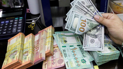 في لبنان.. البنوك تهرّب 6 مليارات دولار والمودع ممنوع من سحب 100 دولار!