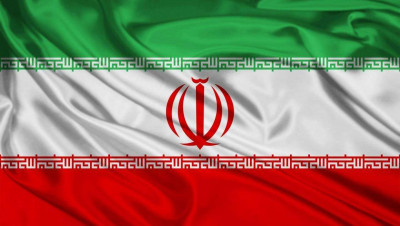 بالفيديو.. النشيد الإيراني الفارسي يصدح في دولتين عربيتين 
