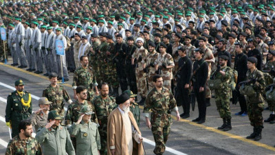 ممثل مرشد إيران: الكثير من عناصر "الباسيج" كانوا "أوباشا"