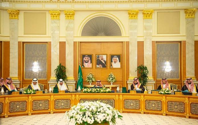 دعوة سعودية لإيران لتفادي التصعيد