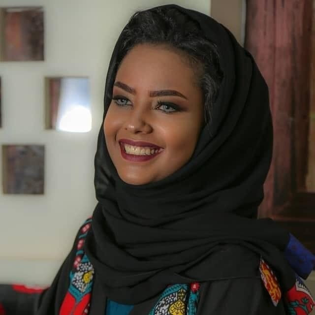 مطالبات بالإفراج عن عارضة أزياء يمنية من سجون الحوثي