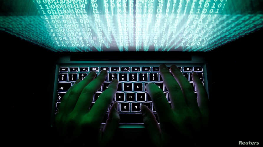 قراصنة إيرانيون يتظاهرون أنهم علماء بريطانيون لاستهداف الخبراء