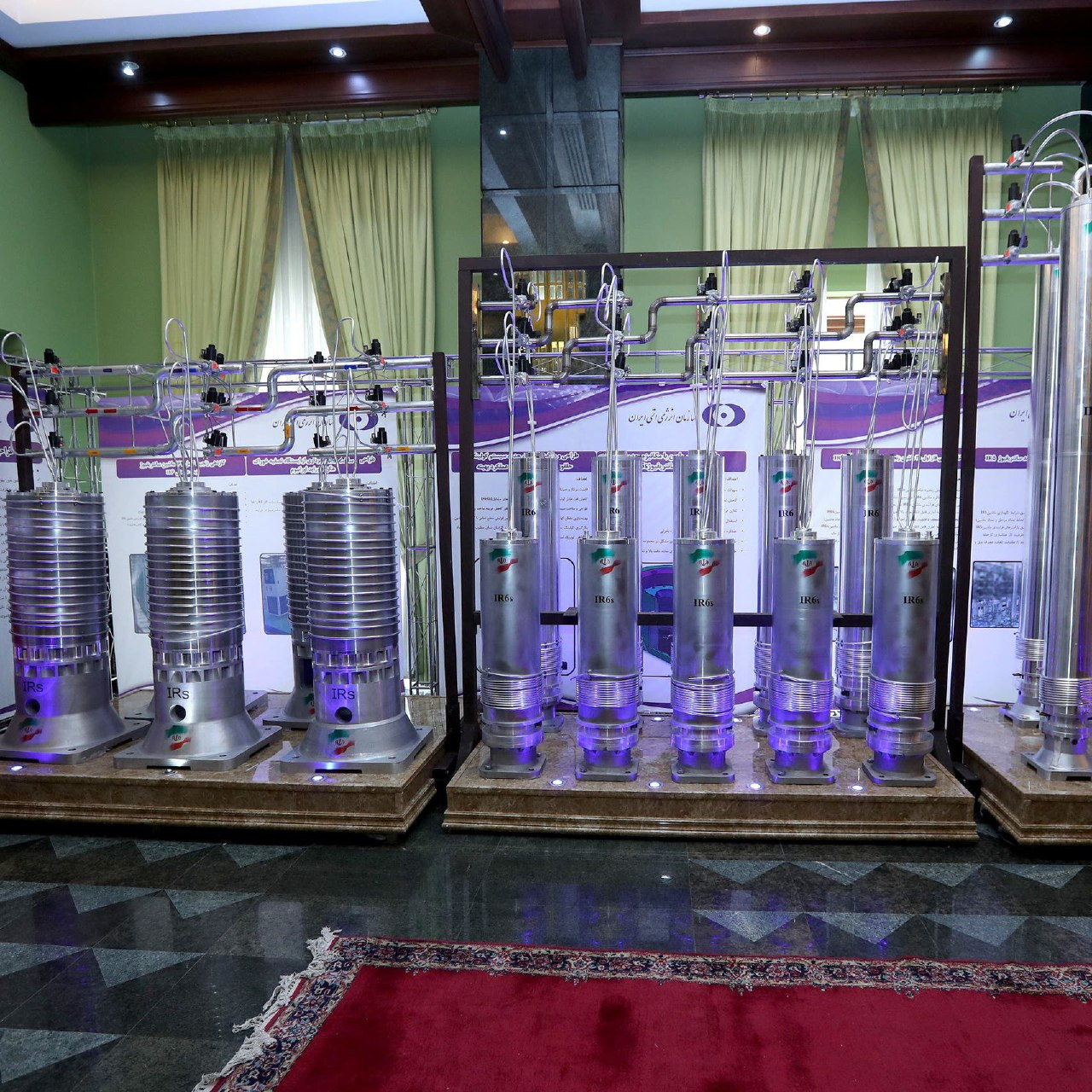 تقرير: إيران تواصل انتهاك بنود الاتفاق النووي