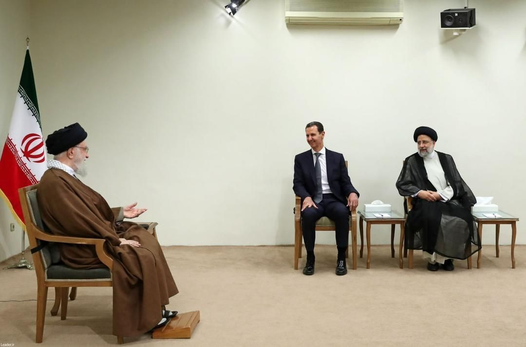 بشار الأسد يلتقي "خامنئي" و"رئيسي" في طهران ويعود إلى دمشق