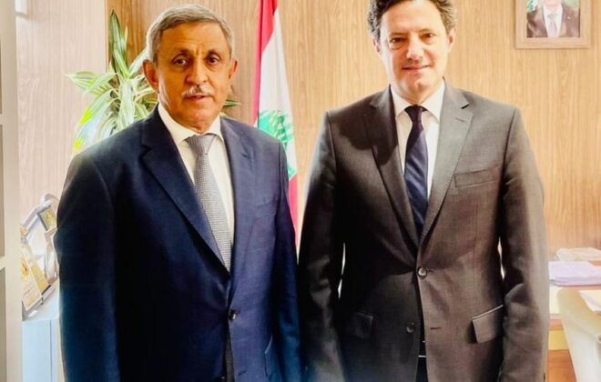 اليمن يطالب لبنان بوقف بث قناتي "المسيرة" و"الساحات" الحوثيتين