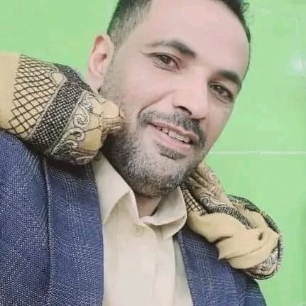 الحوثيون يعتقلون إعلاميا يمنيا مواليا لهم انتقد فسادهم
