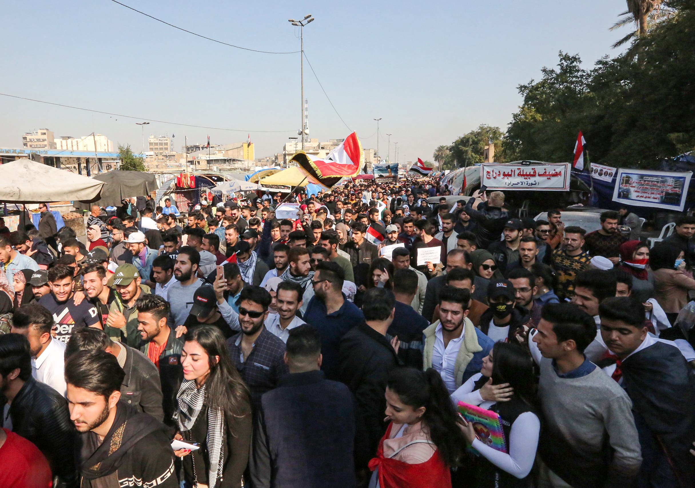 العراق.. المتظاهرون يرفضون ترشيح "السهيل" ويتعهدون بالتصعيد