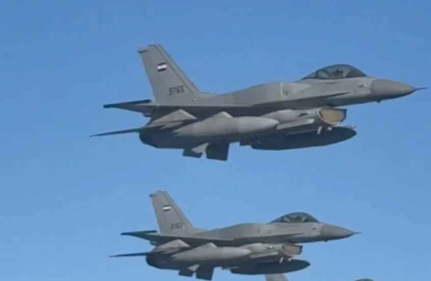 البيت الأبيض يشكر "النسور المصرية" على مرافقتها طائرة ترامب الرئاسية (فيديو)