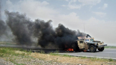 بالفيديو.. تفجير شاحنة ضمن رتل للتحالف الدولي في العراق