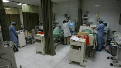 "أطباء صنعاء".. ضحايا جدد لانتهاكات الحوثيين