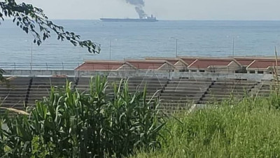 طائرة مسيرة تقصف ناقلة نفط إيرانية قبالة سواحل سوريا