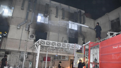 عشرات القتلى والمصابين بحريق في مستشفى ابن الخطيب ببغداد (صور + فيديو)