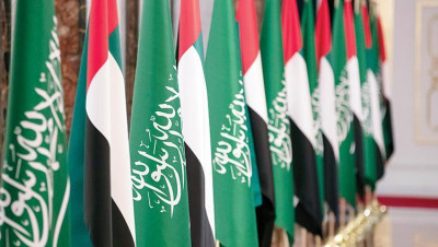 "رويترز": محادثات سعودية إماراتية مع إيران لاحتواء التوترات