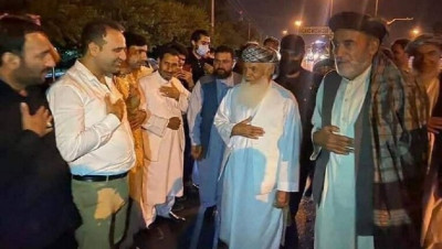 وصول قيادي بارز حارب "طالبان" إلى إيران