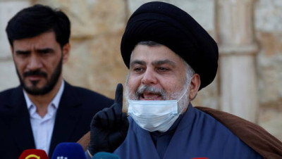 "مقتدى الصدر" يعود عن قرار مقاطعة الانتخابات المبكرة في العراق