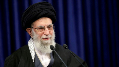 "خامنئي" يدعو لحل الأزمة مع أذربيجان دون تدخلات خارجية