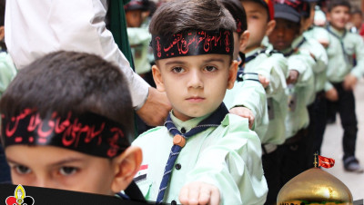 المساعدات الغذائية.. وسيلة الحرس الثوري لاستقطاب أطفال الميادين (فيديو)