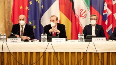 إسرائيل تراقب بحذر أنباء العودة لاستئناف محادثات الاتفاق النووي