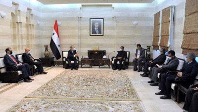 في أول لقاءاته مع جهة أجنبية.. رئيس حكومة الأسد يلتقي معاون وزير الدفاع الإيراني