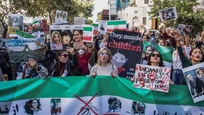 طهران تلاحق المعارضين الإيرانيين في تركيا