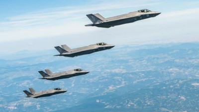 مسؤول أمريكي سابق: صقور الحرب بواشنطن يحثون إسرائيل على توجيه ضربات عسكرية لإيران