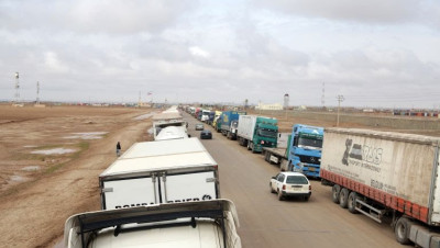 معبر "جسر الحرير" يستأنف عمله بين أفغانستان وإيران عقب يوم من الاشتباكات