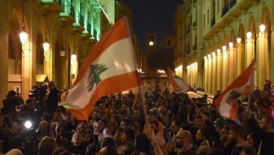 لبنان.. تواصل الاحتجاجات رفضا لتكليف "دياب" وإيران تخوّن اللبنانيين