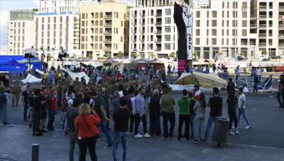 لبنان.. اعتداءات زعرن "حزب الله" و"أمل" على المتظاهرين بتصاعد