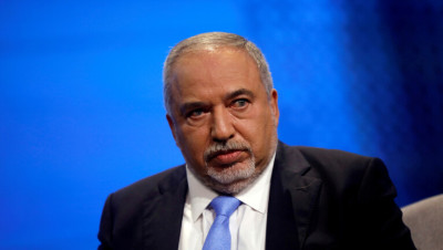 ليبرمان يهاجم نتنياهو بسبب هجوم نطنز النووي في إيـران