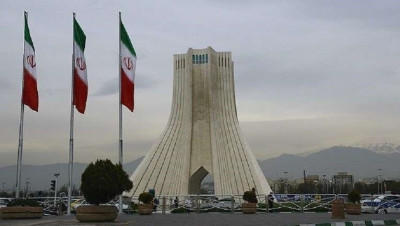 إيـران تبحث مع حليفها "الحوثي" التطورات في اليمن