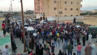 درعا السورية تتظاهر لإسقاط الأسد وطرد إيـران