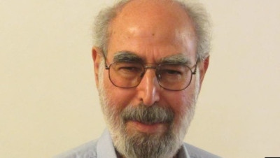 معارض يصف خامنئي بـ"طاغية إيران"