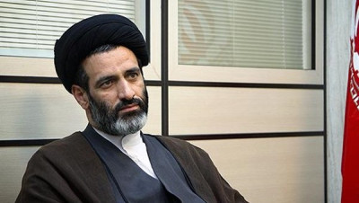 نائب إيـراني يهدد السعودية ما لم تدفع "الدية"