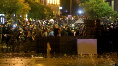 لبنان.. دعوات للاستجابة لمطالب المتظاهرين واجتماع أمني يدندن على وتر "المندسين"