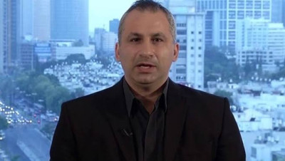 إعلامي إسرائيلي: انقلاب عسكري على الأسد في دمشق!