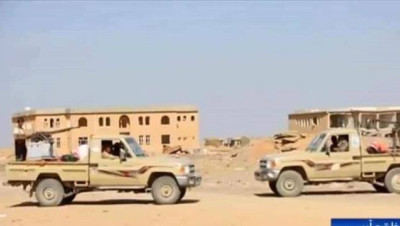 الحوثيون يسيطرون على معسكر كبير للجيش اليمني في مأرب