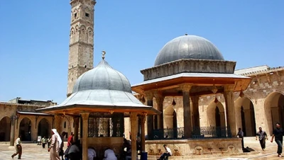 عـزل 11 شخـصية ديـنية في حلب من مهـامها ومهـلة لتسـليم العهـدة