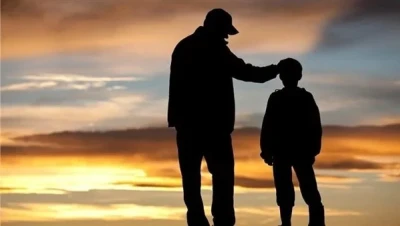 حلمت ان ابي مات وهو حي .. وماهي علاقته بالفرج بعد الضيق