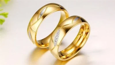 تفسير رؤية خاتمين ذهب في المنام للحامل