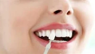 تفسير حلم سقوط سن واحد سفلي في اليد