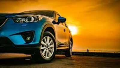 تفسير رؤية إهداء سيارة في المنام: دلالات الخير والانتقال