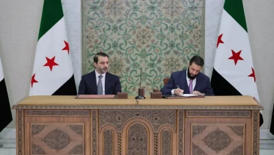 الإعلان الدستوري السوري يرسم خارطة طريق المرحلة الانتقالية ويجرم تمجيد نظام الأسد