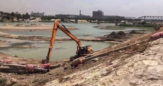العراق يتهم إيران بقطع روافد مهمة ويشكو انخفاض منسوبي الفرات ودجلة